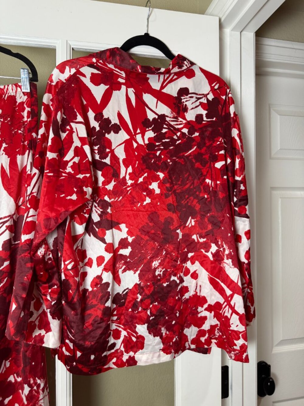 NATORI Wide Leg Red & White Botanical Floral Satin Print Pajama PJ Set Medium - Picture 9 of 12